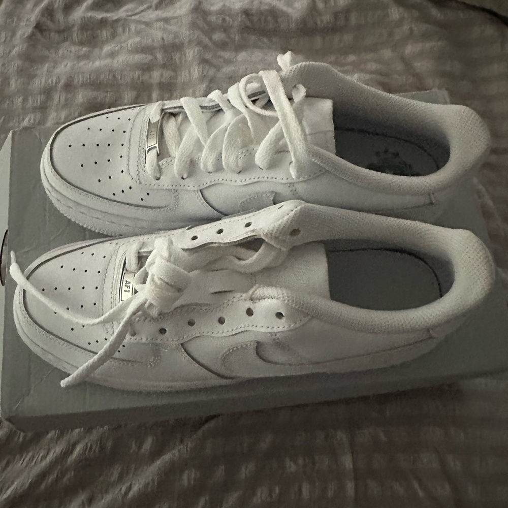 Nike Air Force 1 '07 White Sneakers